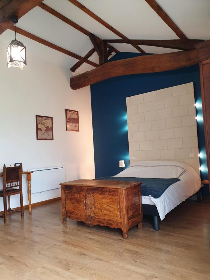 Le Domaine De Bellevue Bed and Breakfast Tanzac Exteriör bild